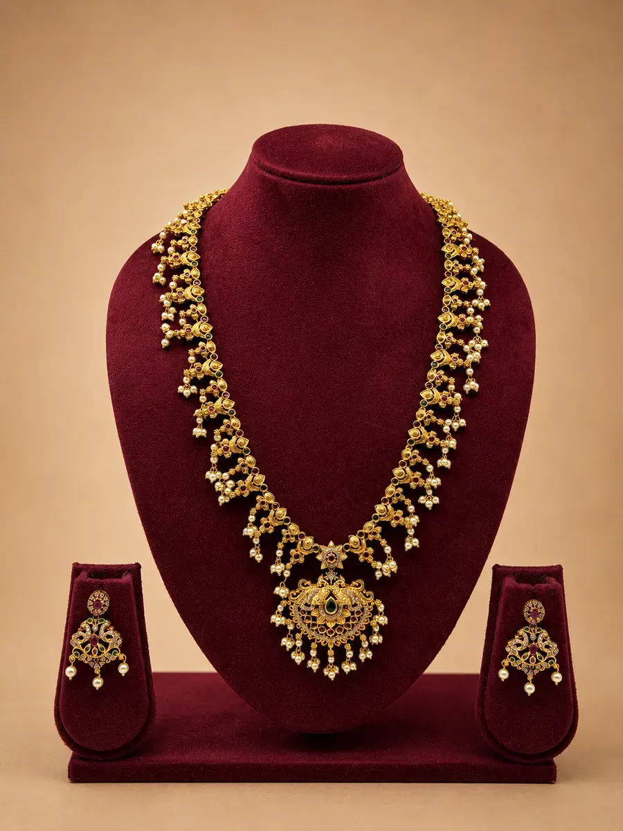 Royal Antique Pearl Necklace Set
