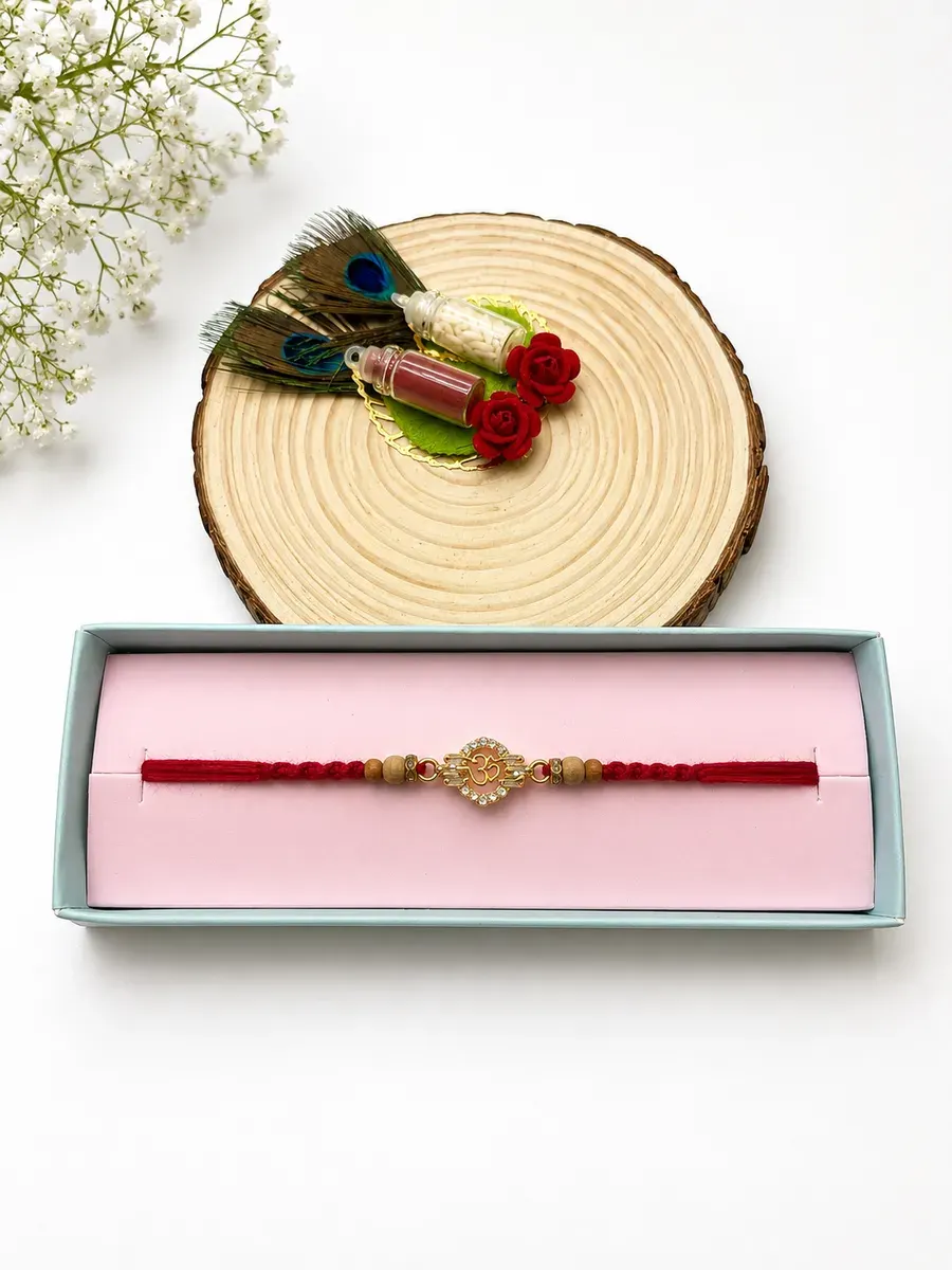 Om Classic Rakhi